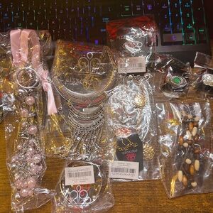 Lot of 50 pieces of Paparazzi Jewelry Lot 6